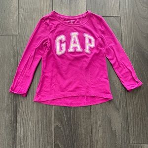 Shirt from Gap kids! Size: S in kids